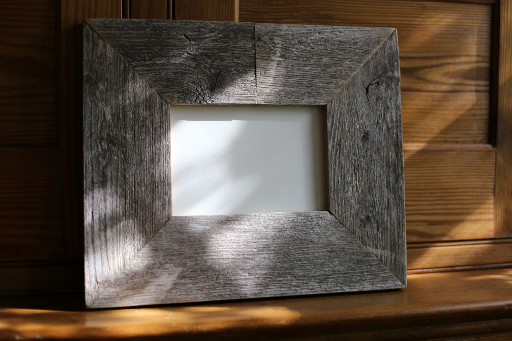 Reclaimed 5x7" cedar frame.